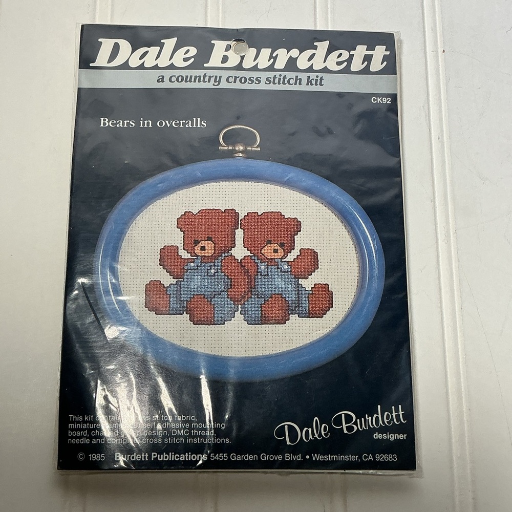 NEW VTG 1985 Dale Burdett Bears In Overalls CK92 Counted Cross Stitch Kit 5314
